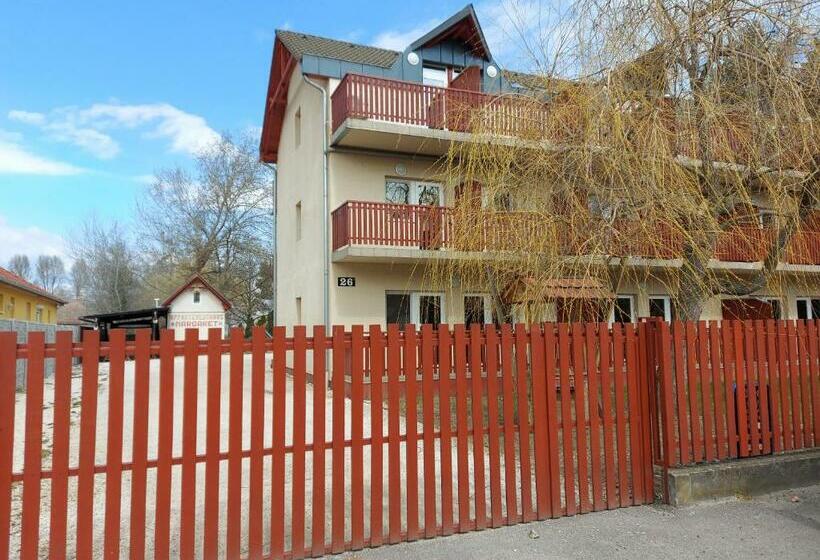 Margaréta Apartmanház