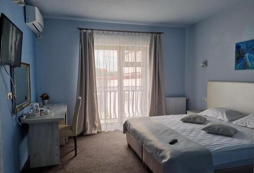 پانسیون Alba Forum