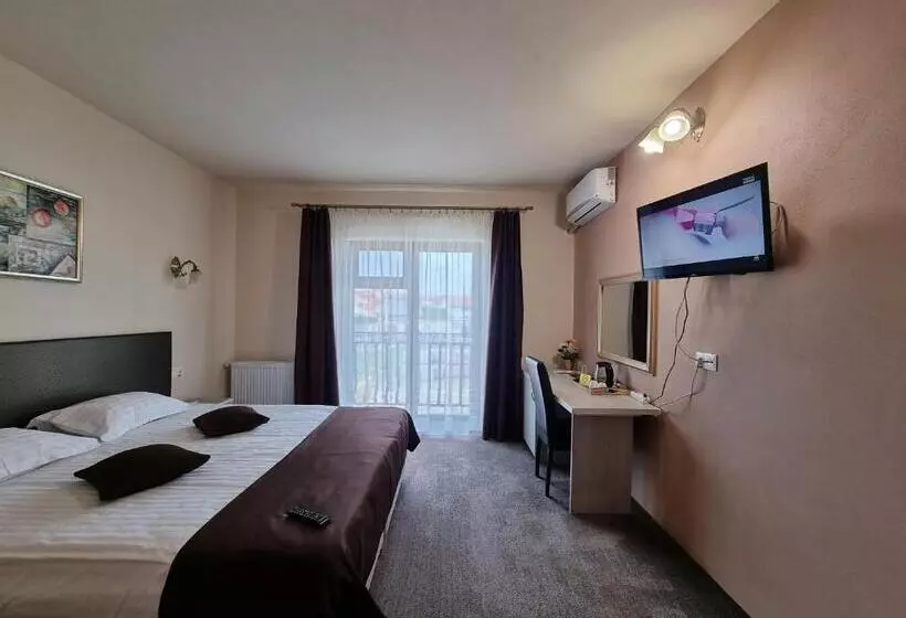 پانسیون Alba Forum