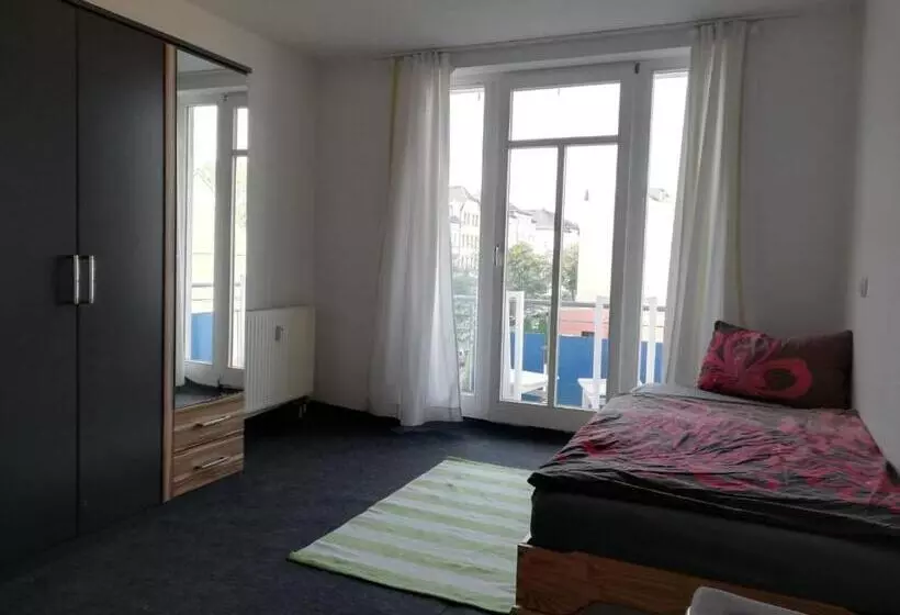Majatalo Apartmenthaus Home24