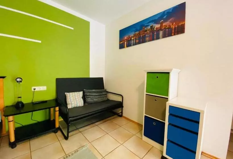 Majatalo Apartmenthaus Home24