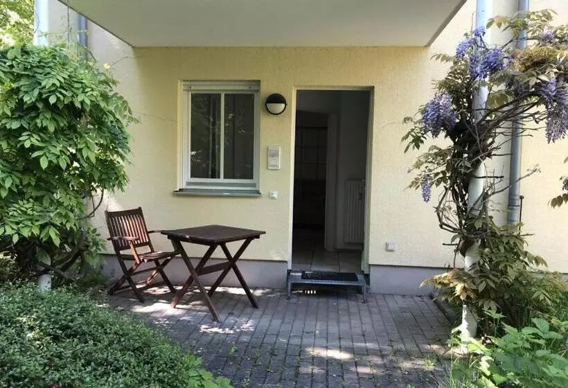 Majatalo Apartmenthaus Home24
