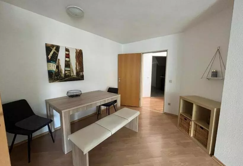 Majatalo Apartmenthaus Home24