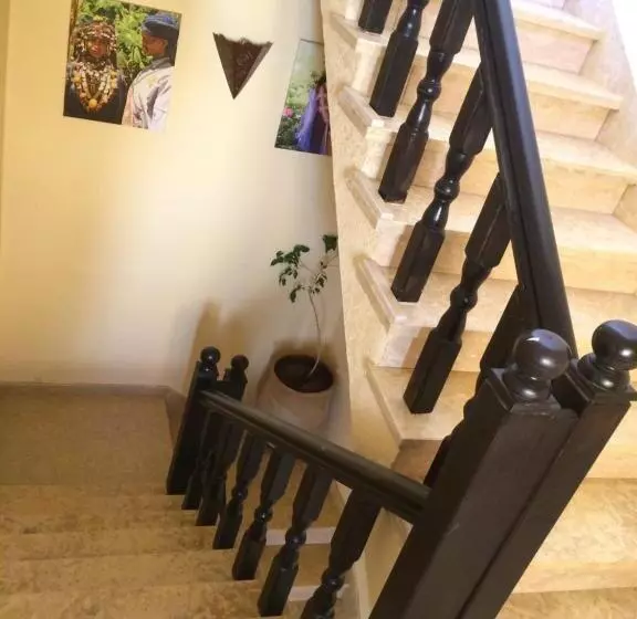 Majatalo Itrane Guest House