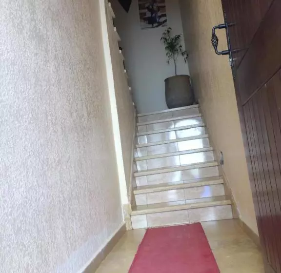 Majatalo Itrane Guest House