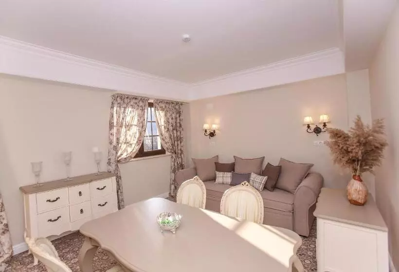 Pensiunea Dimitrios & Spa   Băile Herculane  Valea Cernei Terapie Spa  Relaxare A Minții și A Trupul