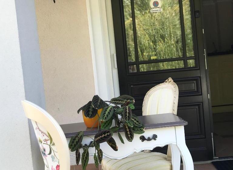 Pensiunea Dimitrios & Spa Băile Herculane Valea Cernei Terapie Spa Relaxare A Minții și A Trupul