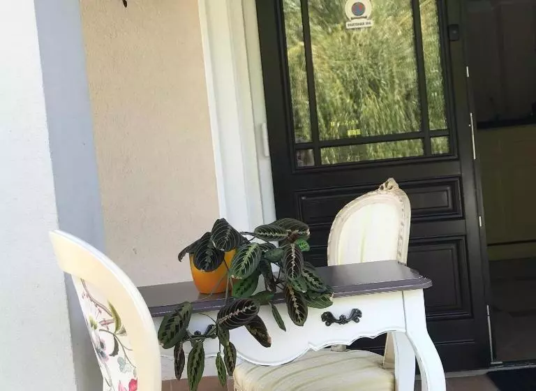 Pensiunea Dimitrios & Spa   Băile Herculane  Valea Cernei Terapie Spa  Relaxare A Minții și A Trupul