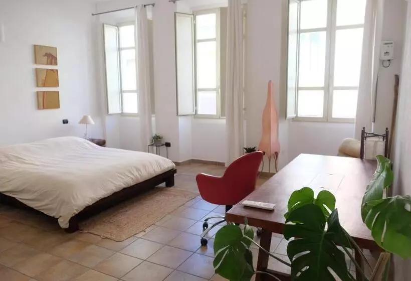تختخواب و صبحانه Casa Marina Guesthouse Cagliari