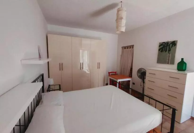 تختخواب و صبحانه Casa Marina Guesthouse Cagliari