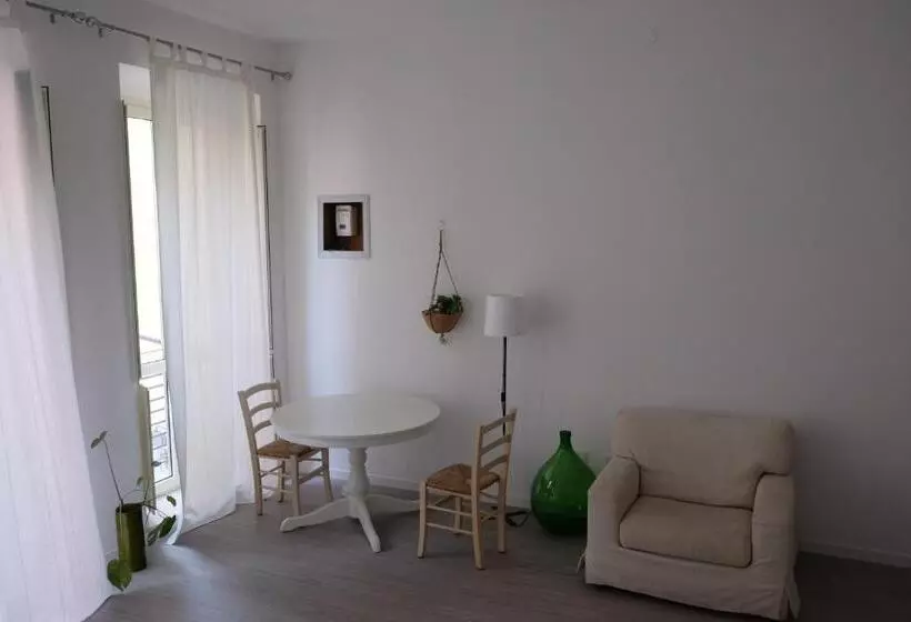 تختخواب و صبحانه Casa Marina Guesthouse Cagliari