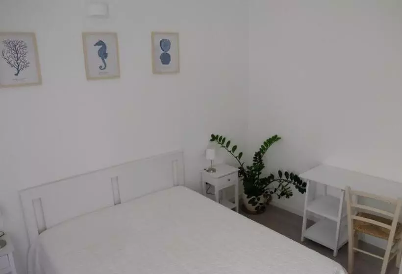 تختخواب و صبحانه Casa Marina Guesthouse Cagliari