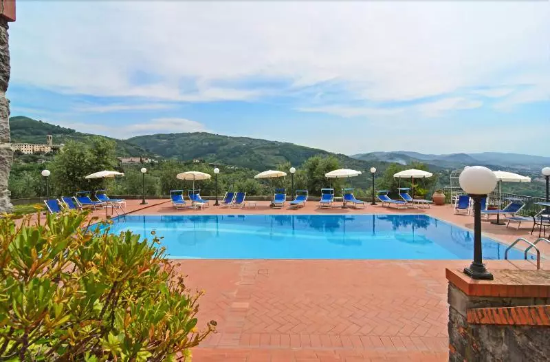 تختخواب و صبحانه I Sette Borghi