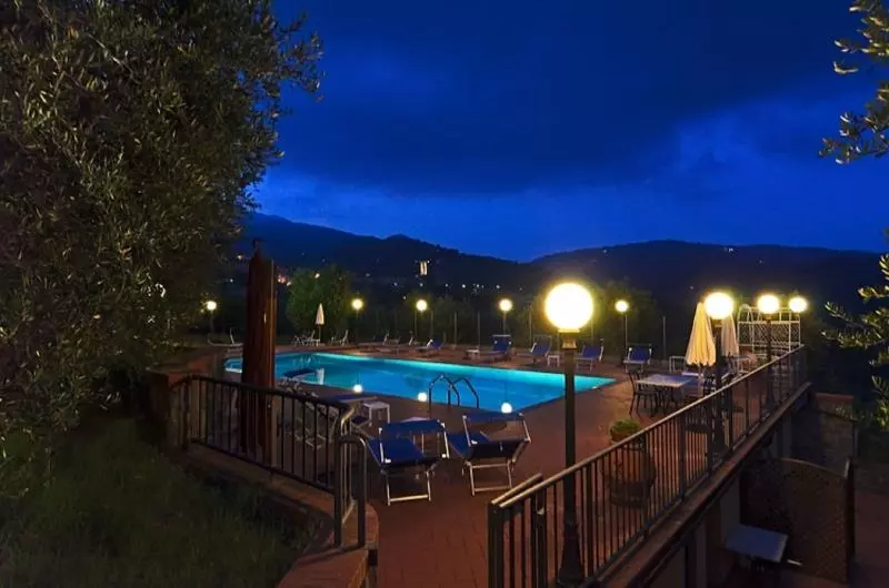 تختخواب و صبحانه I Sette Borghi