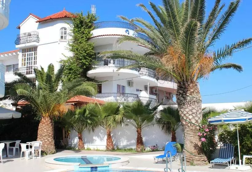 Elarin Studios & Apartments