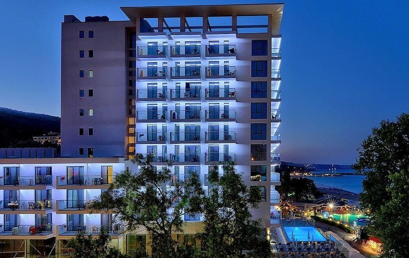 Grifid Metropol Hotel   Premium All Inclusive & Private Beach   Adults Only