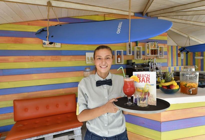 Grifid Metropol Hotel   Premium All Inclusive & Private Beach   Adults Only