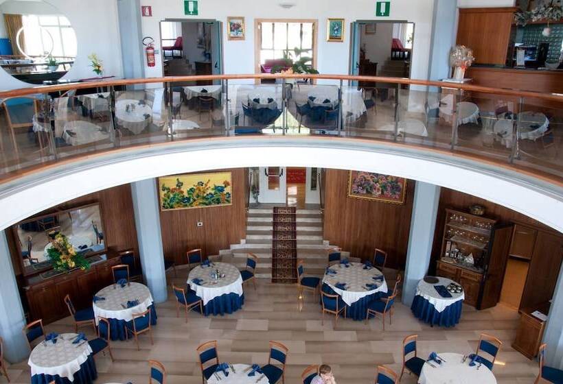 Отель Cipriani Park