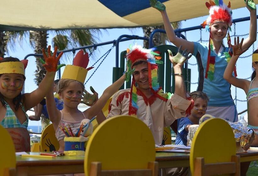 בית מלון כפרי Club Scala Nuova