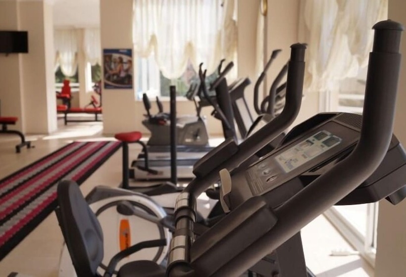 בית מלון כפרי Club Scala Nuova