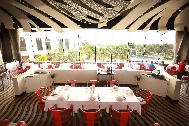 هتل Intercontinental Grand Ho Tram