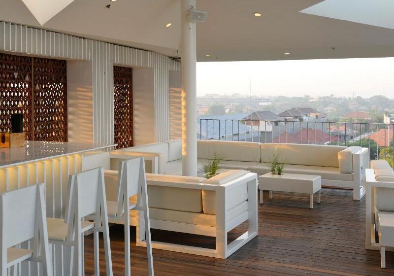 ホテル Ize Seminyak By Lifestyleretreats