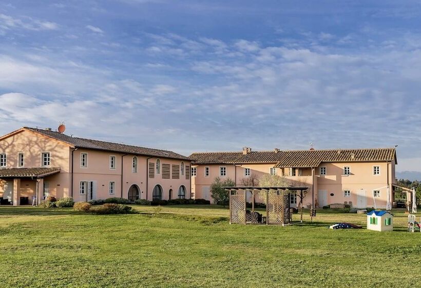 فندق Le Sodole Country Resort & Golf