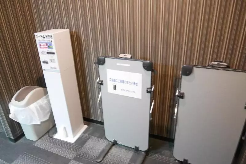 Отель Livemax Budget Yokohama Kannai