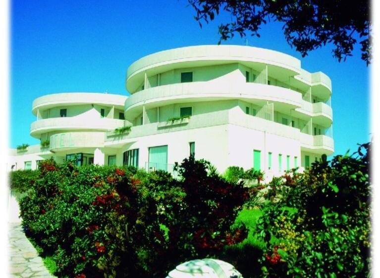 בית מלון כפרי Lo Smeraldo