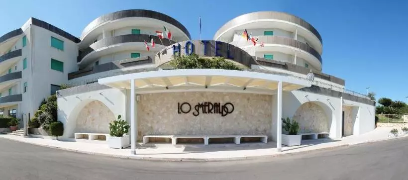 هتل Lo Smeraldo