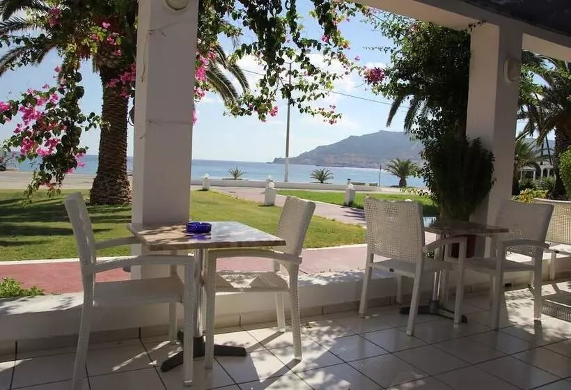 هتل Mediterranean