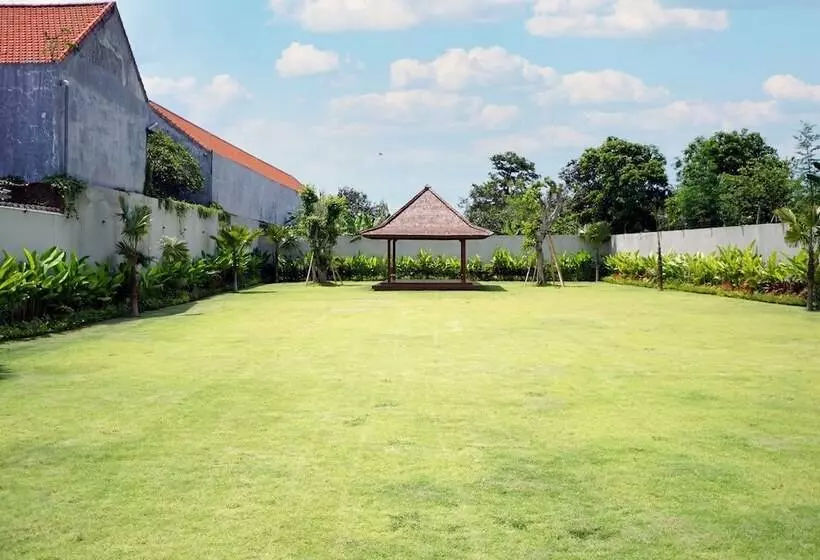 Otel Puri Tempo Doeloe