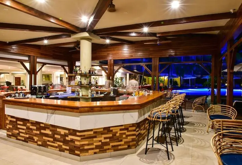 هتل Tarisa Resort & Spa