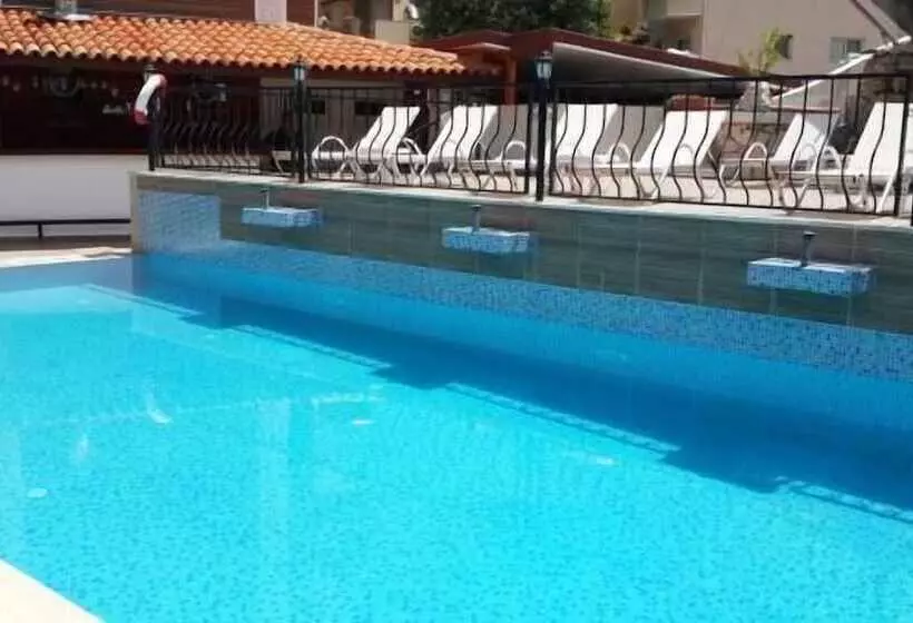 호텔 Turunç Dream