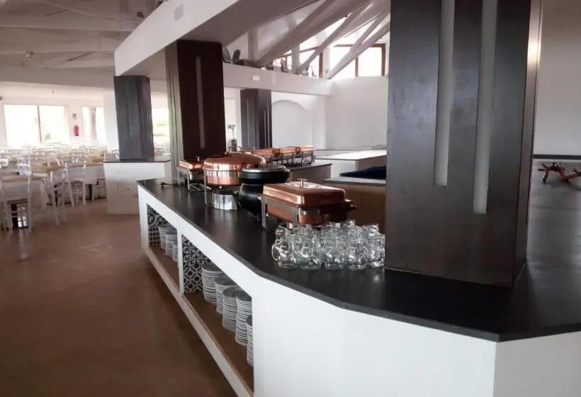 استراحتگاه Club Esse Cala Bitta