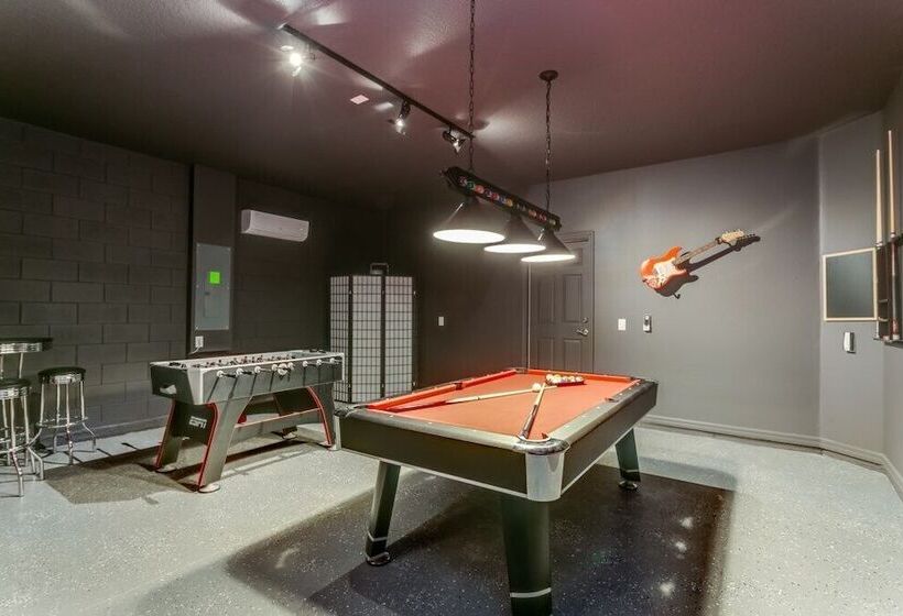 5 Bed 5 Bath Resort Villa