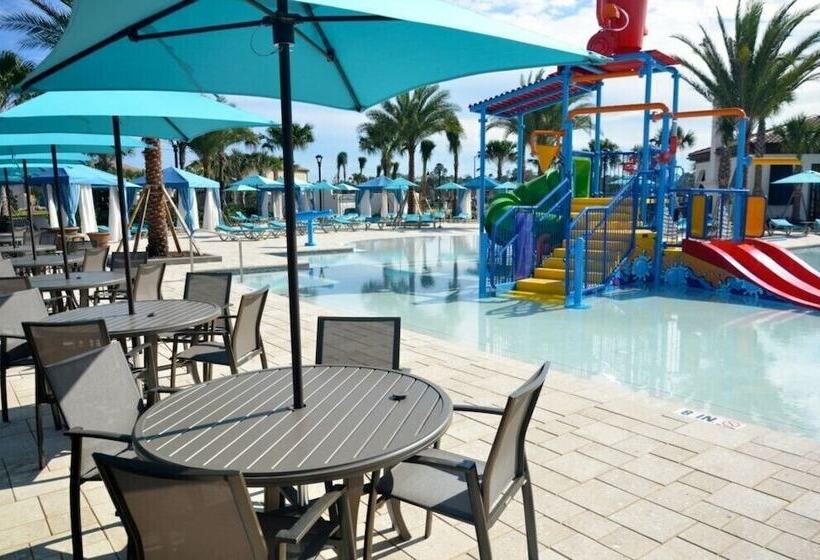 5 Bed 5 Bath Resort Villa