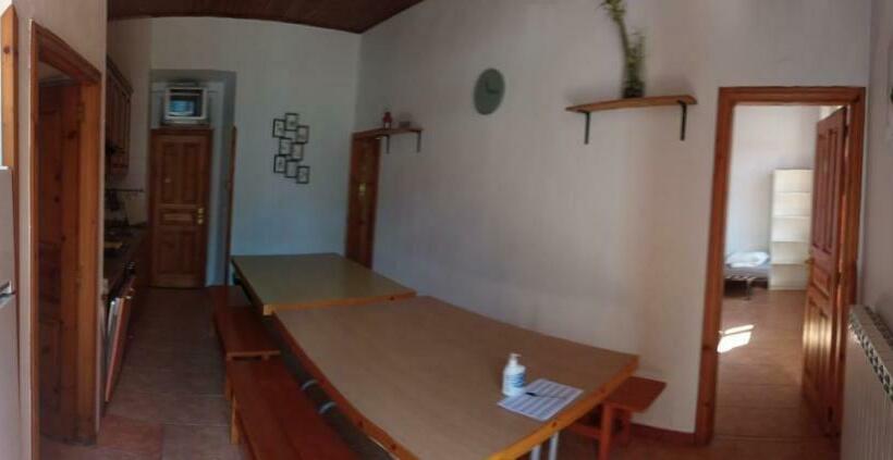 ユースホステル Alojamiento Covadonga