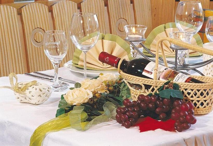 ユースホステル Gasthof Und Pension Zur Frischen Quelle