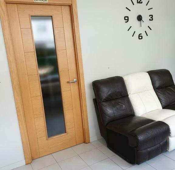 Albergue Porta Real No Bike Storage