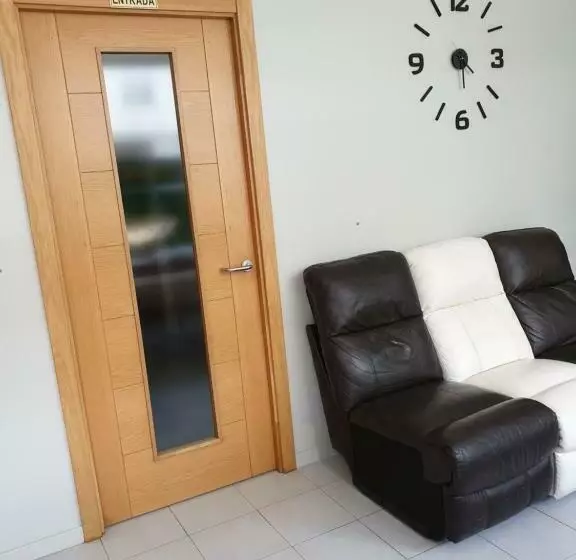 Albergue Porta Real No Bike Storage
