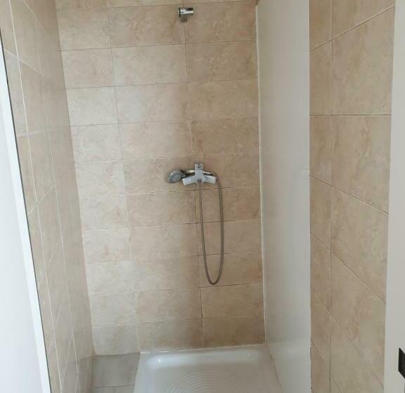 Albergue Porta Real No Bike Storage