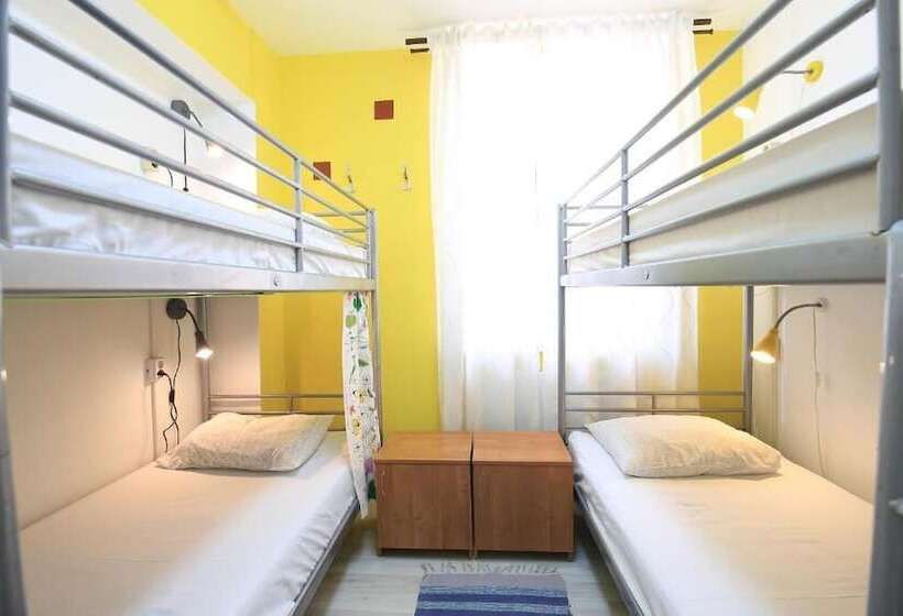 Artist Hostel Na Staroi Basmannoi