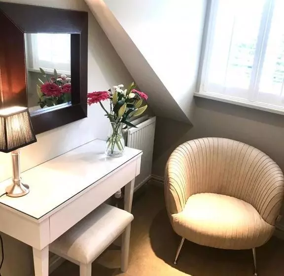 تختخواب و صبحانه College View