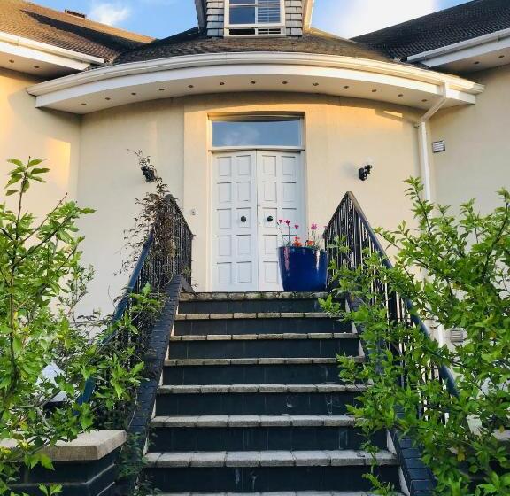 مبيت وإفطار College View