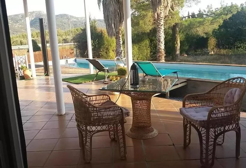 تختخواب و صبحانه Villa Los Angeles Piscine Privée Pour 20 Personnes