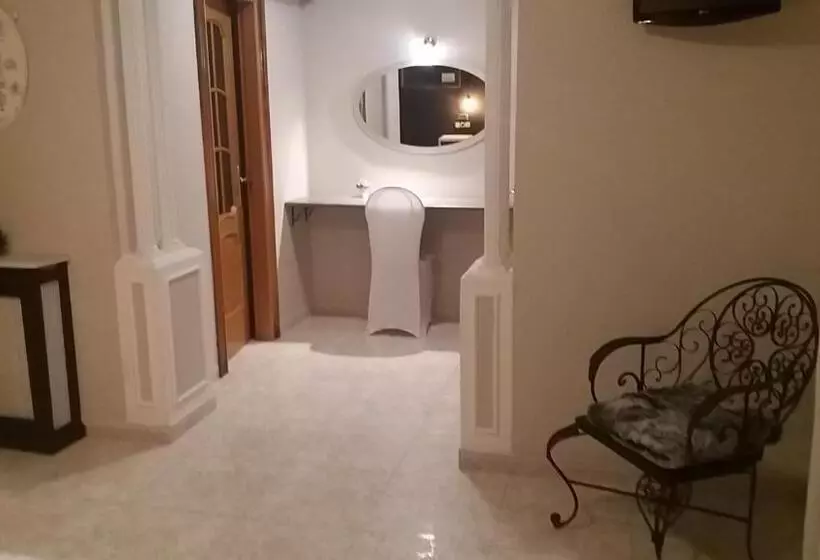 تختخواب و صبحانه Villa Los Angeles Piscine Privée Pour 20 Personnes