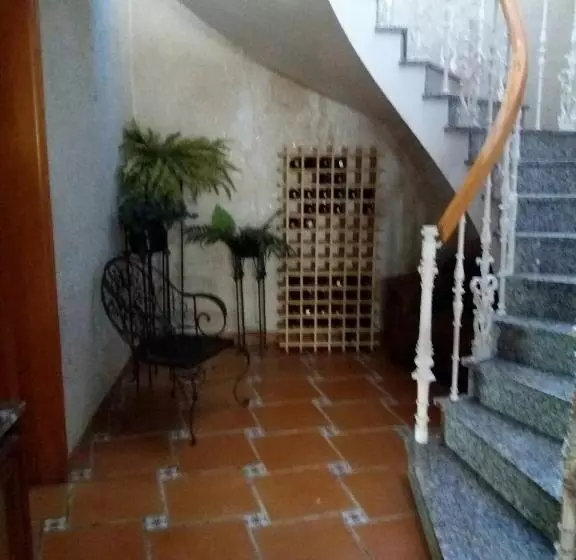 تختخواب و صبحانه Villa Los Angeles Piscine Privée Pour 20 Personnes