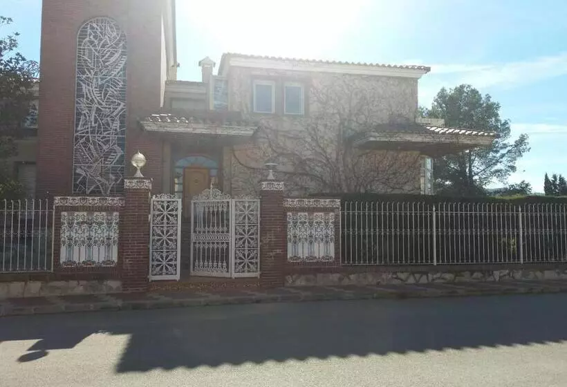 تختخواب و صبحانه Villa Los Angeles Piscine Privée Pour 20 Personnes