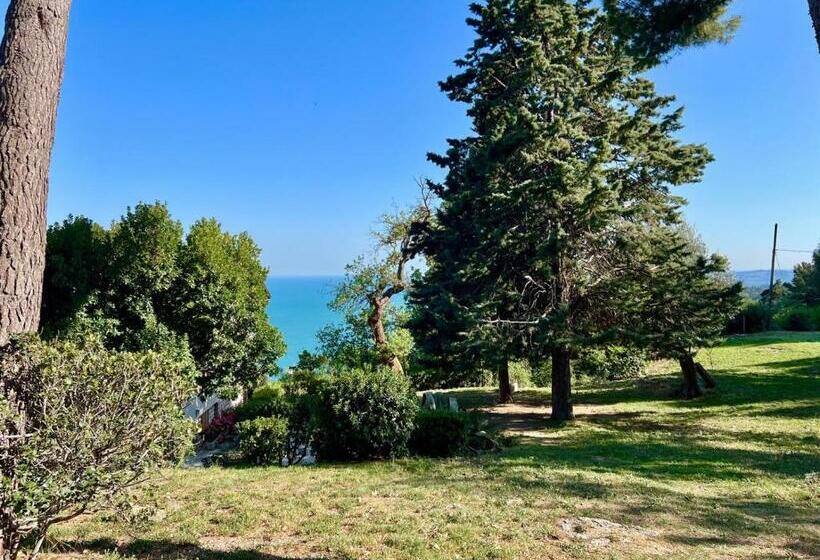 مبيت وإفطار Villa Sibilla